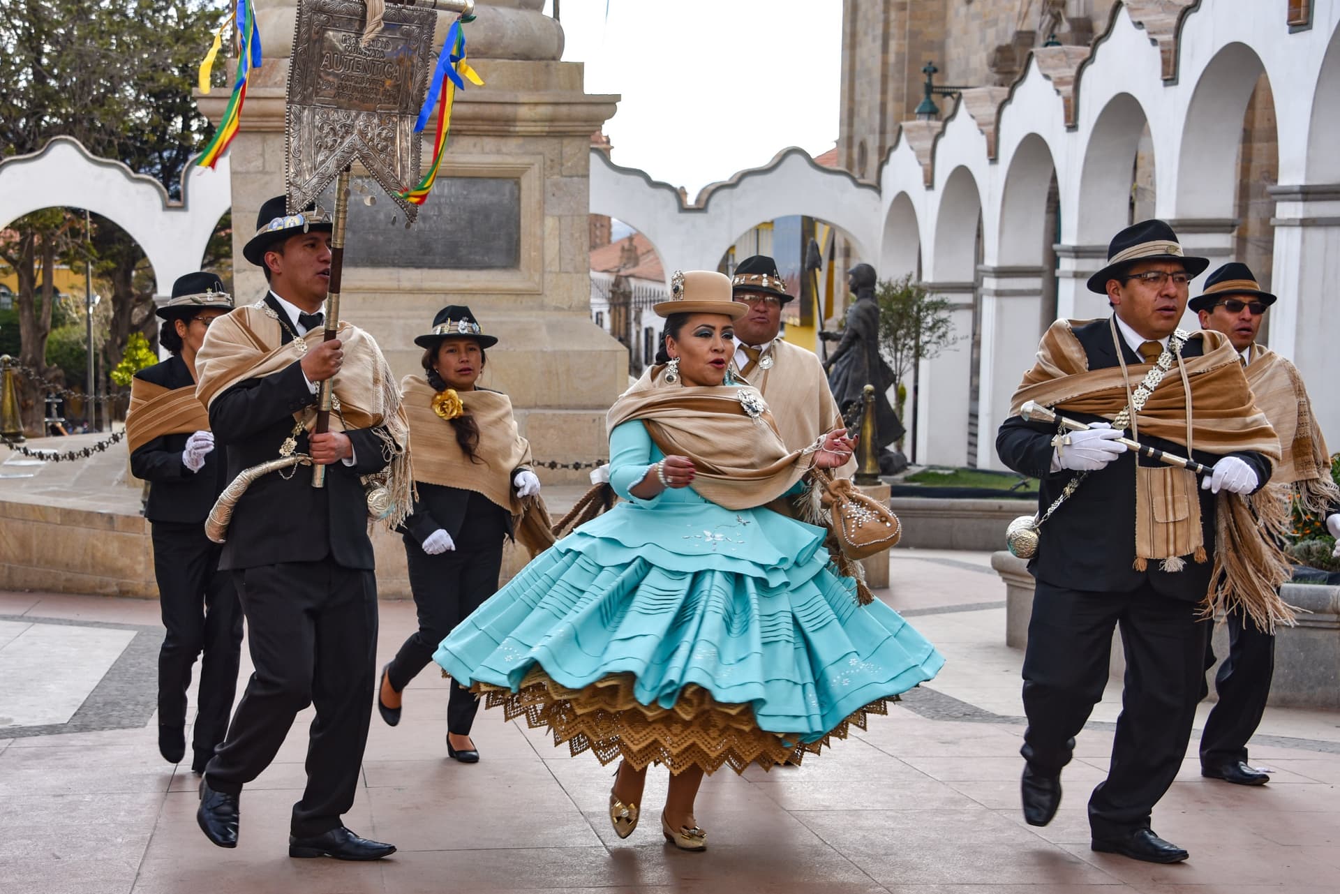 cholitas 65784d0552c8d5755cd67626